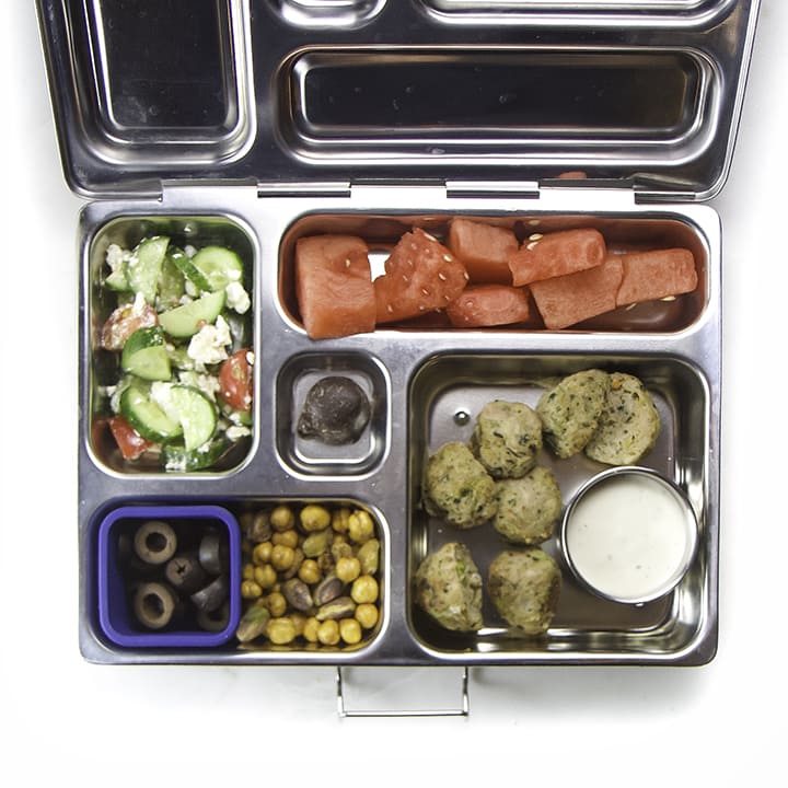 A healthy and homemade school lunch for kids.