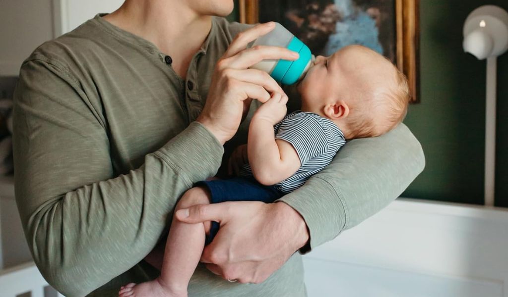 Baby drinking from Nanobebe bottle