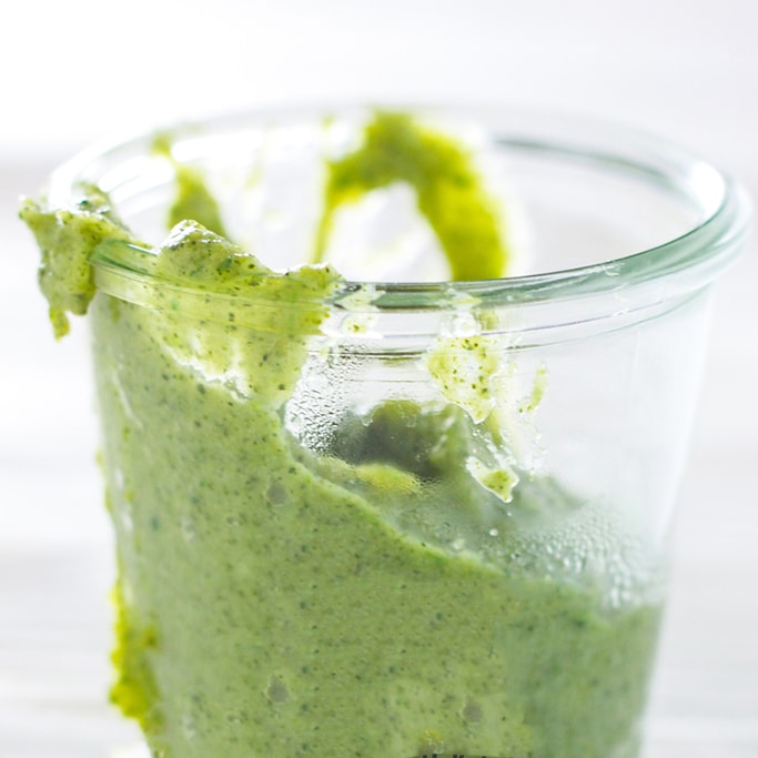 baby dinner idea - broccoli baby food puree. 