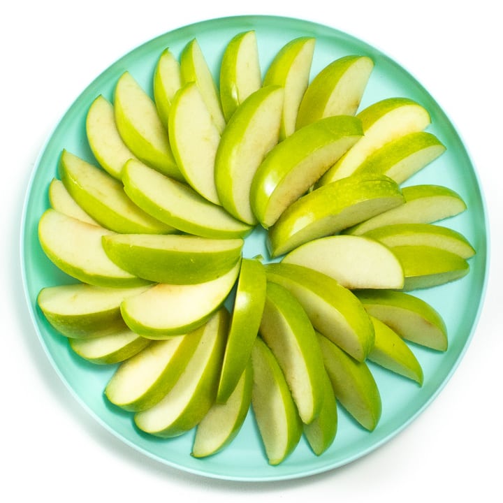 Plate of apple slices. 